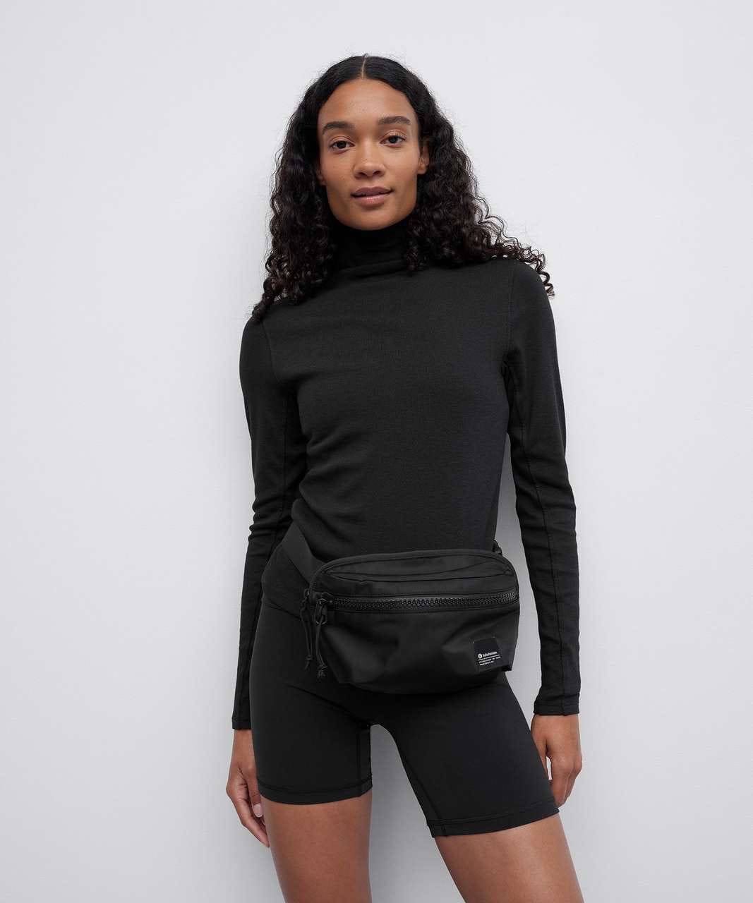 Ribbed wool-blend turtleneck