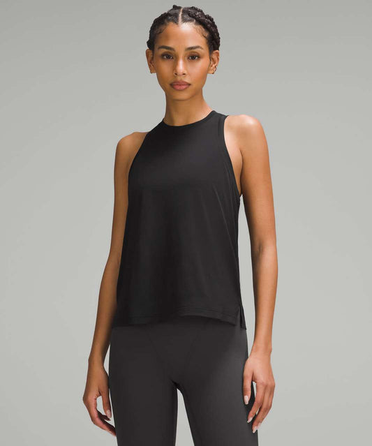 Ultralight hip-length tank top