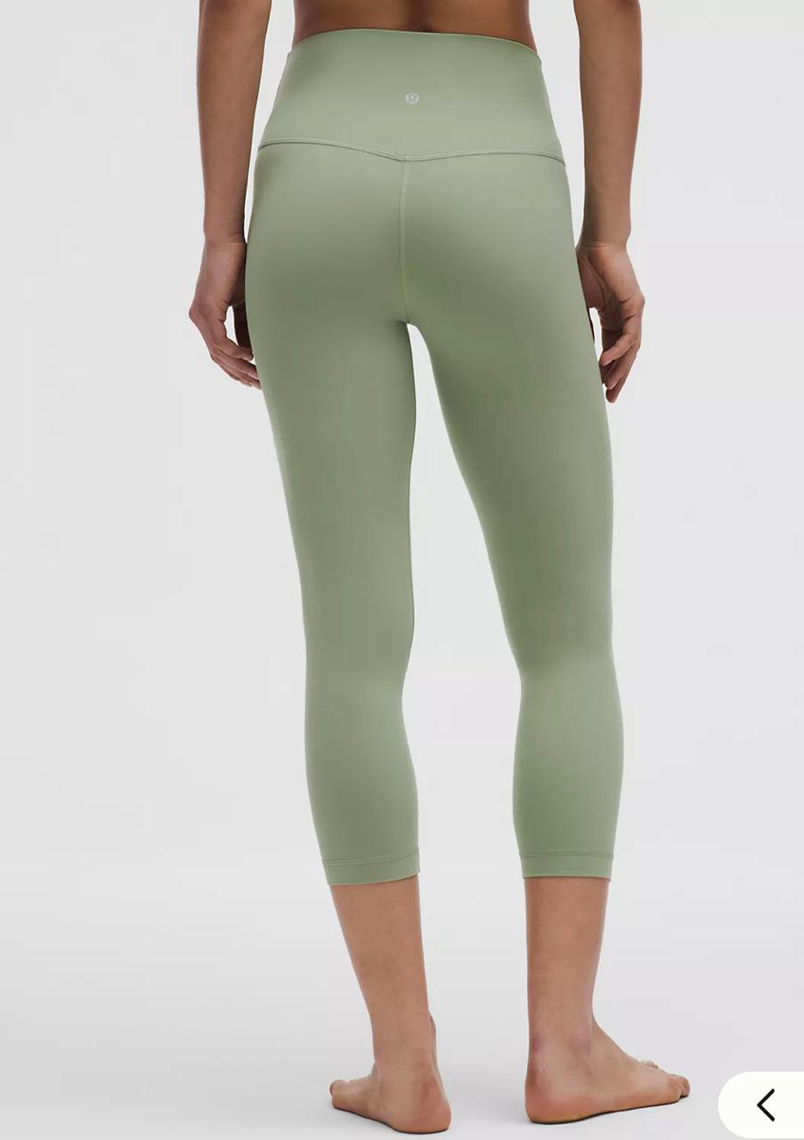Lululemon align hr crop