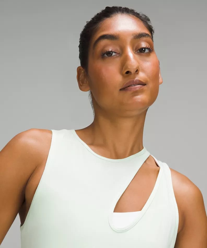 Shoulder cut out yoga tank