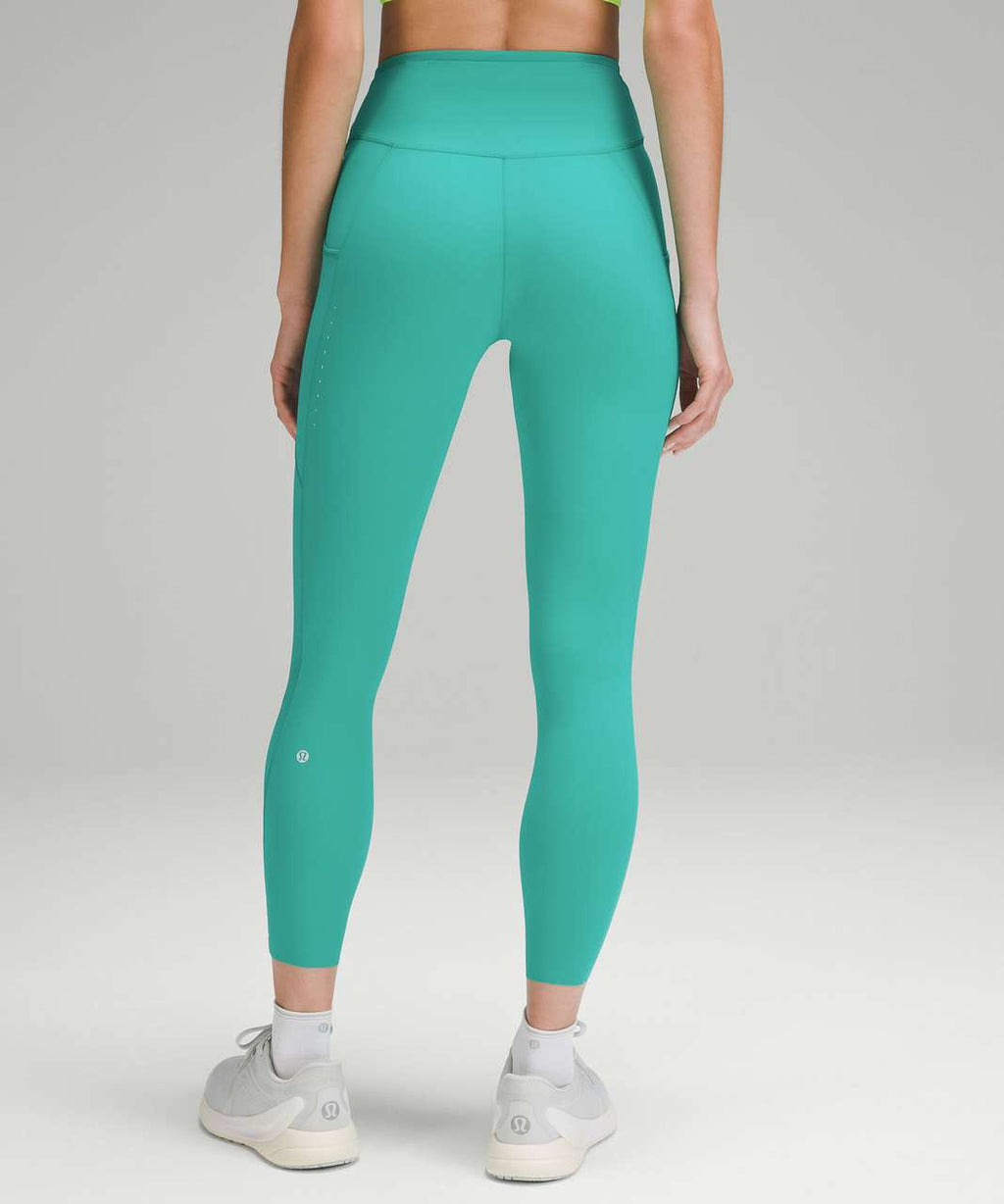 Fast and free hr tight w pockets