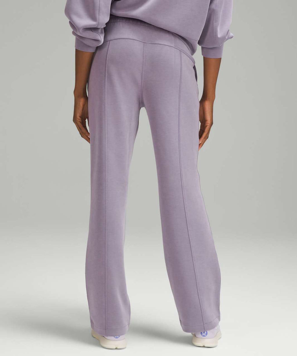 Softstreme hr straight leg pant regular