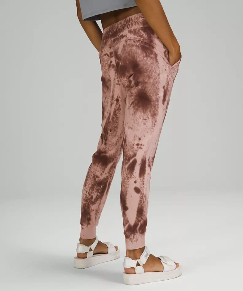 Warm down jogger marble dye