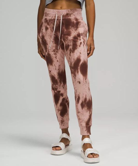 Warm down jogger marble dye