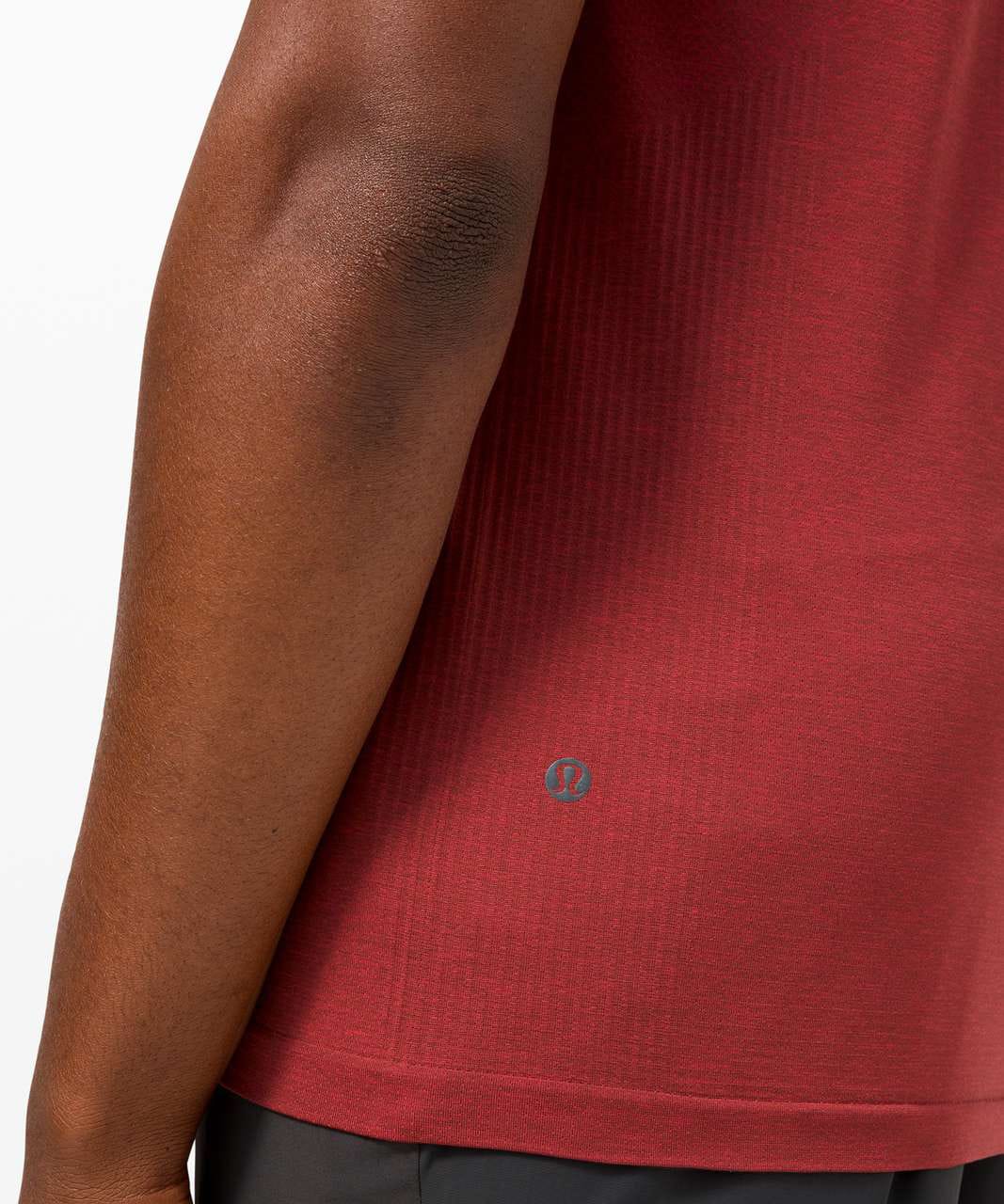 Metal vent tech polo